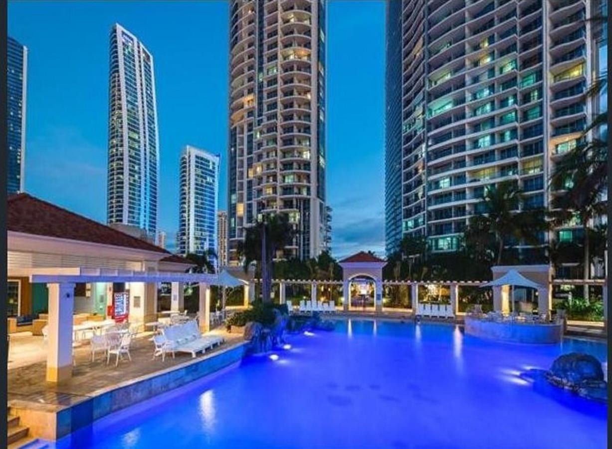The Towers Of Chevron Renaissance - Holidays Gold Coast Exterior photo