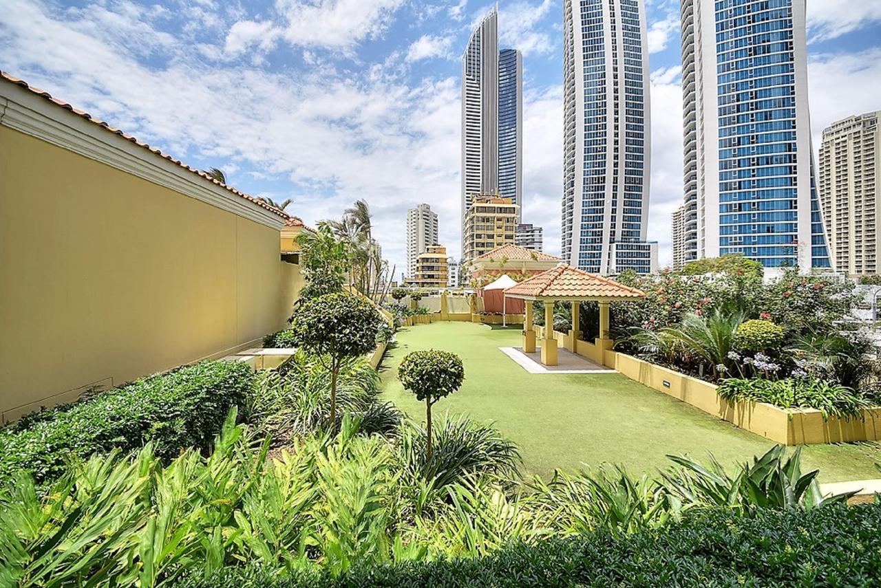 The Towers Of Chevron Renaissance - Holidays Gold Coast Exterior photo